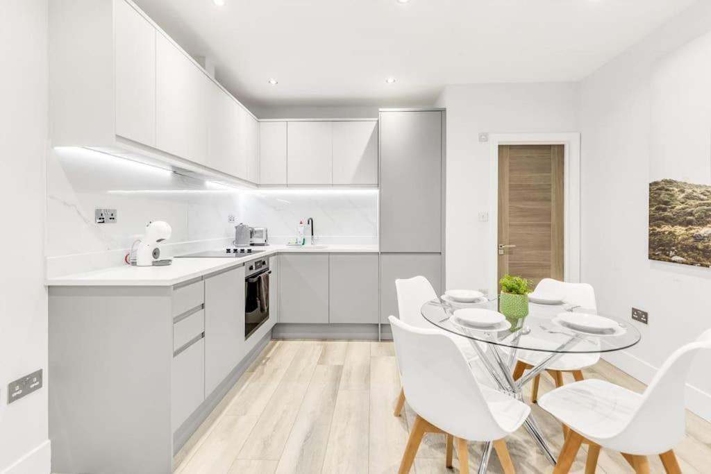 Wow Abbey Road Apartment - Sleeps Up To 8 لندن المظهر الخارجي الصورة