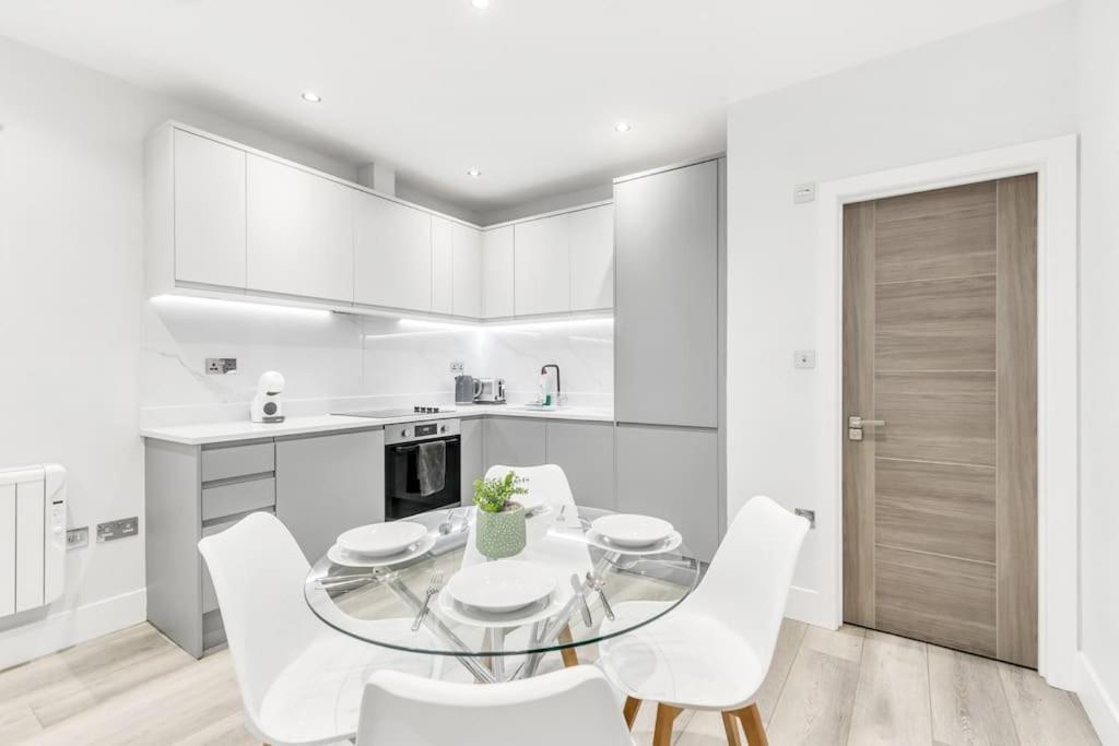 Wow Abbey Road Apartment - Sleeps Up To 8 لندن المظهر الخارجي الصورة