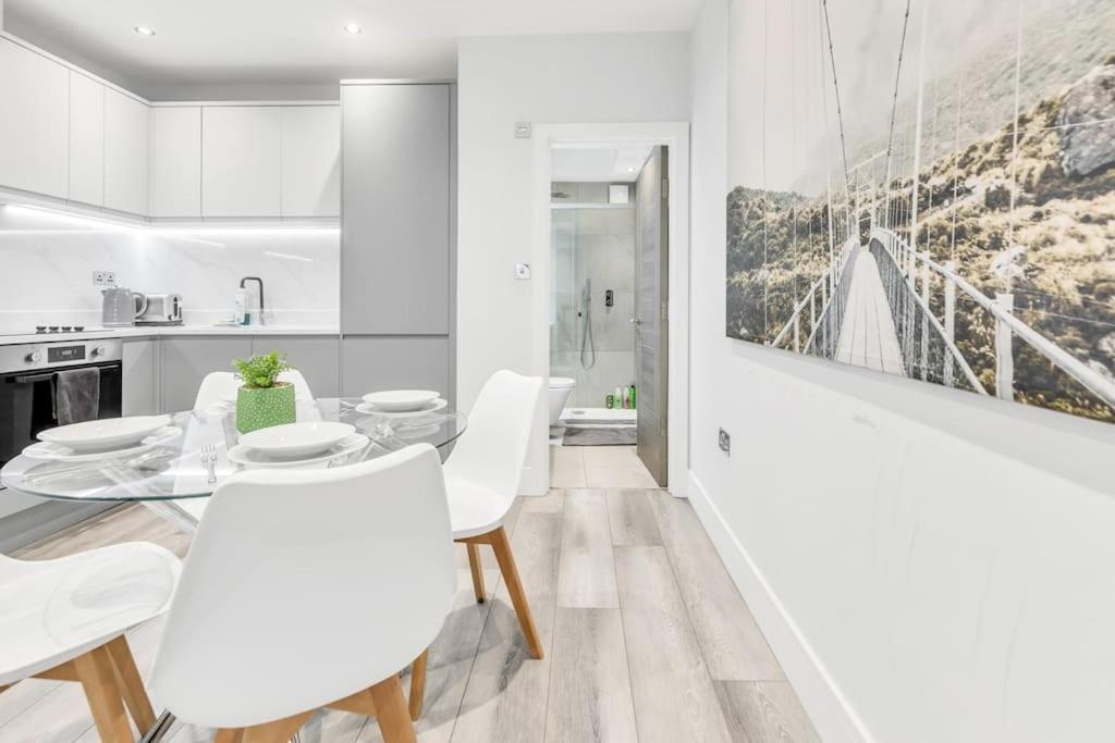 Wow Abbey Road Apartment - Sleeps Up To 8 لندن المظهر الخارجي الصورة