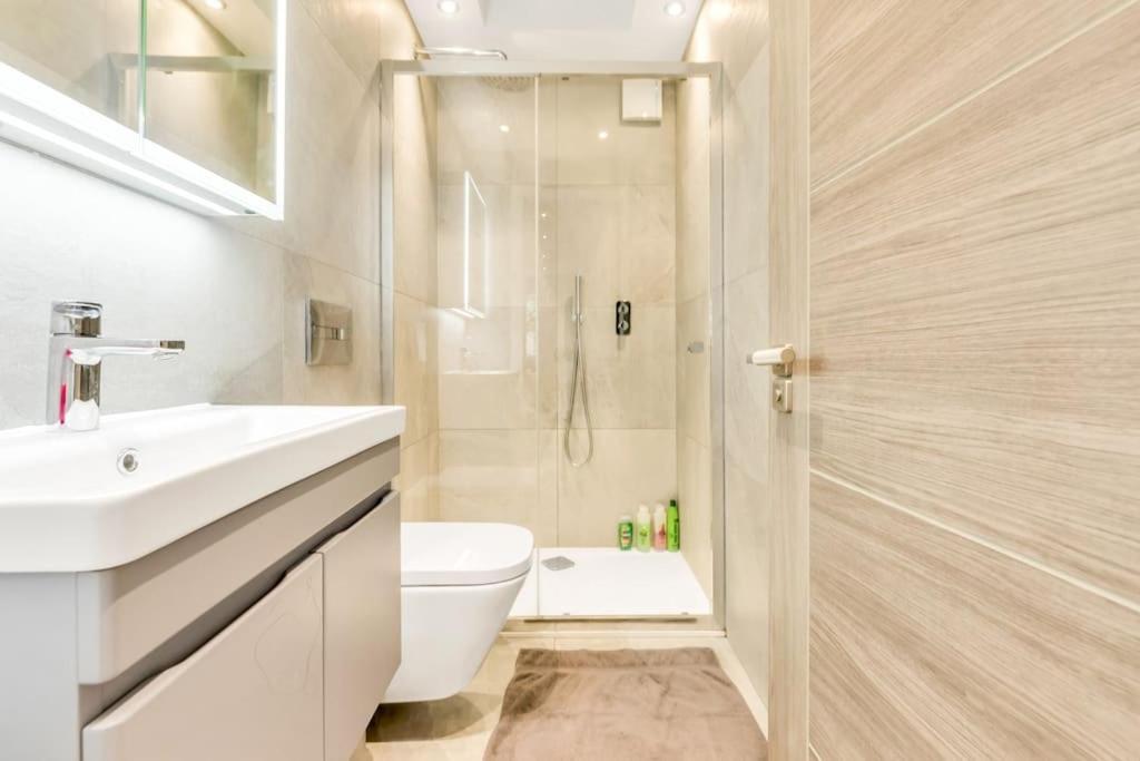 Wow Abbey Road Apartment - Sleeps Up To 8 لندن المظهر الخارجي الصورة
