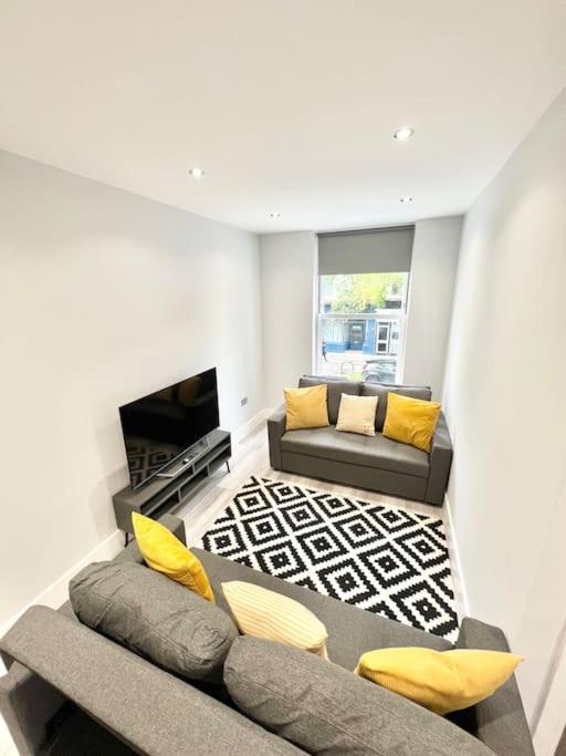 Wow Abbey Road Apartment - Sleeps Up To 8 لندن المظهر الخارجي الصورة