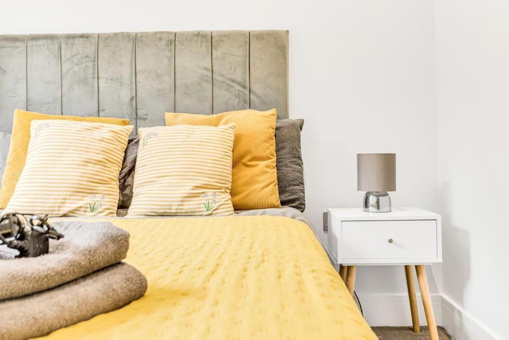 Wow Abbey Road Apartment - Sleeps Up To 8 لندن المظهر الخارجي الصورة